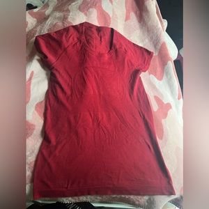 Lululemon swiftly red 10
